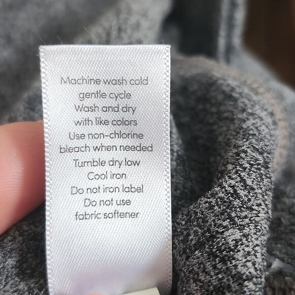 Athleta dark heather gray athletic leggings, medium tall, size MT - Picture 8 of 9